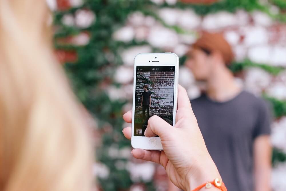 taking iphone photo